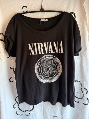 Divided Black Nirvana Graphic Tee - Women's Short Sleeve Band Shirt H&M  Medium